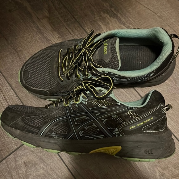 ASICS gel - Picture 1 of 3